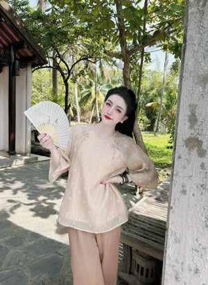 P11 - Pháp Phục Lam Tơ Thêu Hoa Nhí Áo Hai Lớp Cổ Tròn Nút Ngọc