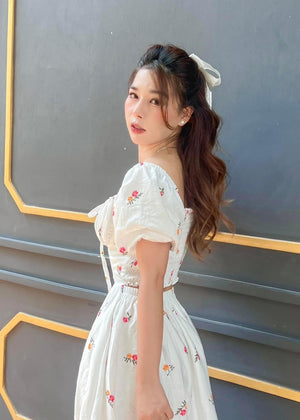 Embroidered Flowers Midi Dress