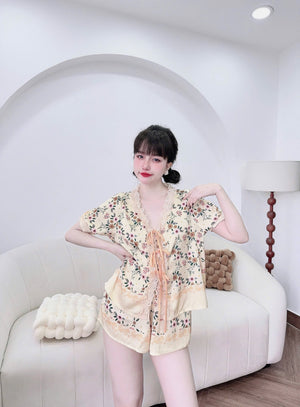 (90-120 lbs) Cute Short Sleeved Latin Silk Pajama Set
