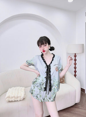 (90-120 lbs) Cute Short Sleeved Latin Silk Pajama Set