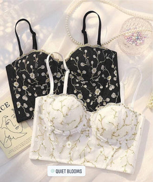White Embroidered Flowers Bralette thêu hoa