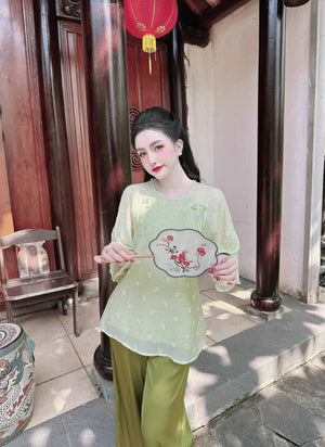 P10 - Pháp Phục Lam Tơ Thêu Hoa Nhí Áo Hai Lớp Cổ Tròn Nút Ngọc