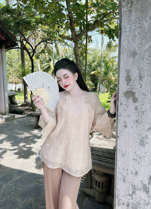 P11 - Pháp Phục Lam Tơ Thêu Hoa Nhí Áo Hai Lớp Cổ Tròn Nút Ngọc