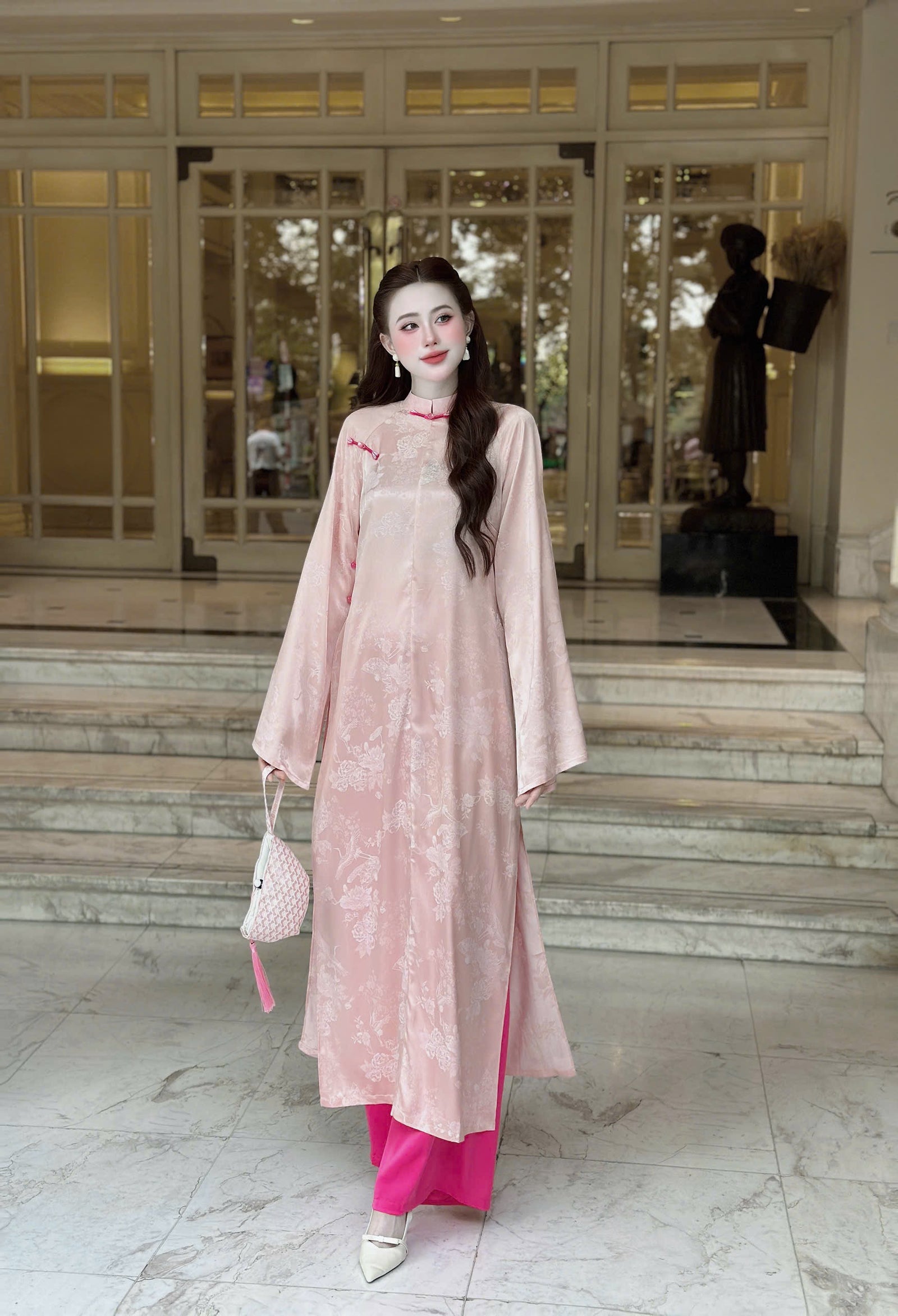 Áo Dài Gấm và Quần Lụa Lạnh