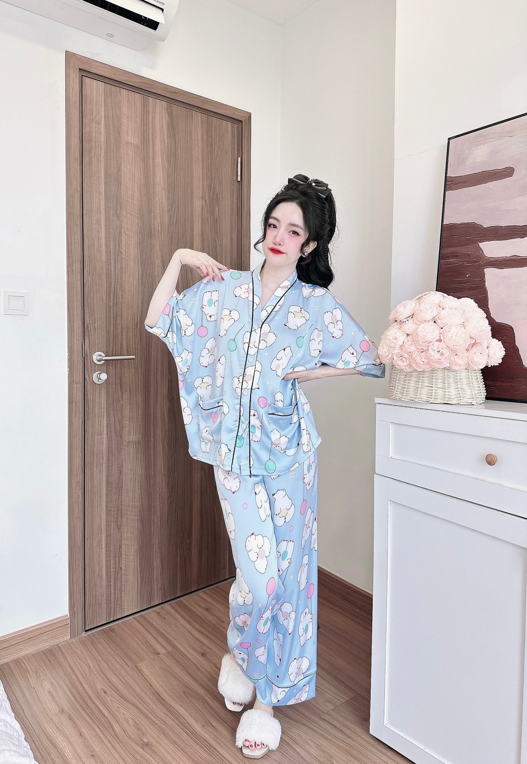 Bat Sleeves Silk Pajamas SSLP07