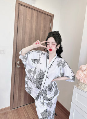 Bat Sleeves Silk Pajamas SSLP04