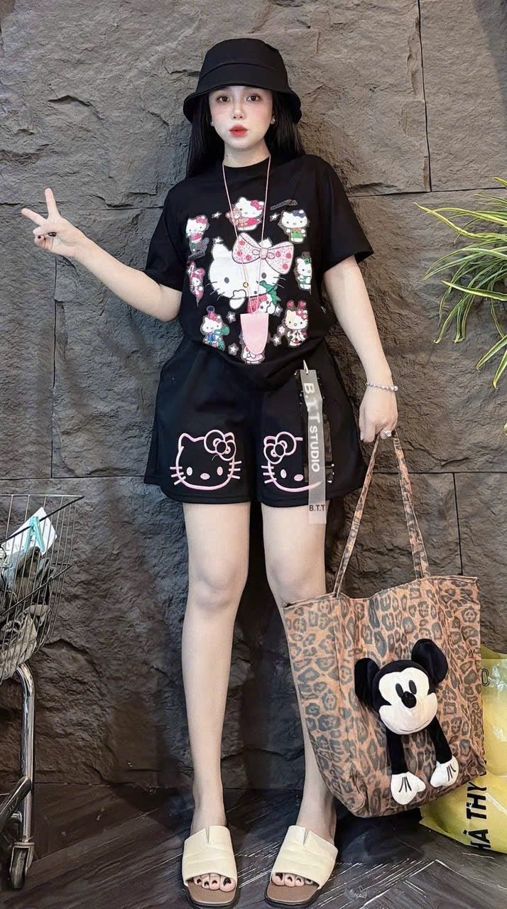 Set of 2 - Kitty Tshirt and Shorts