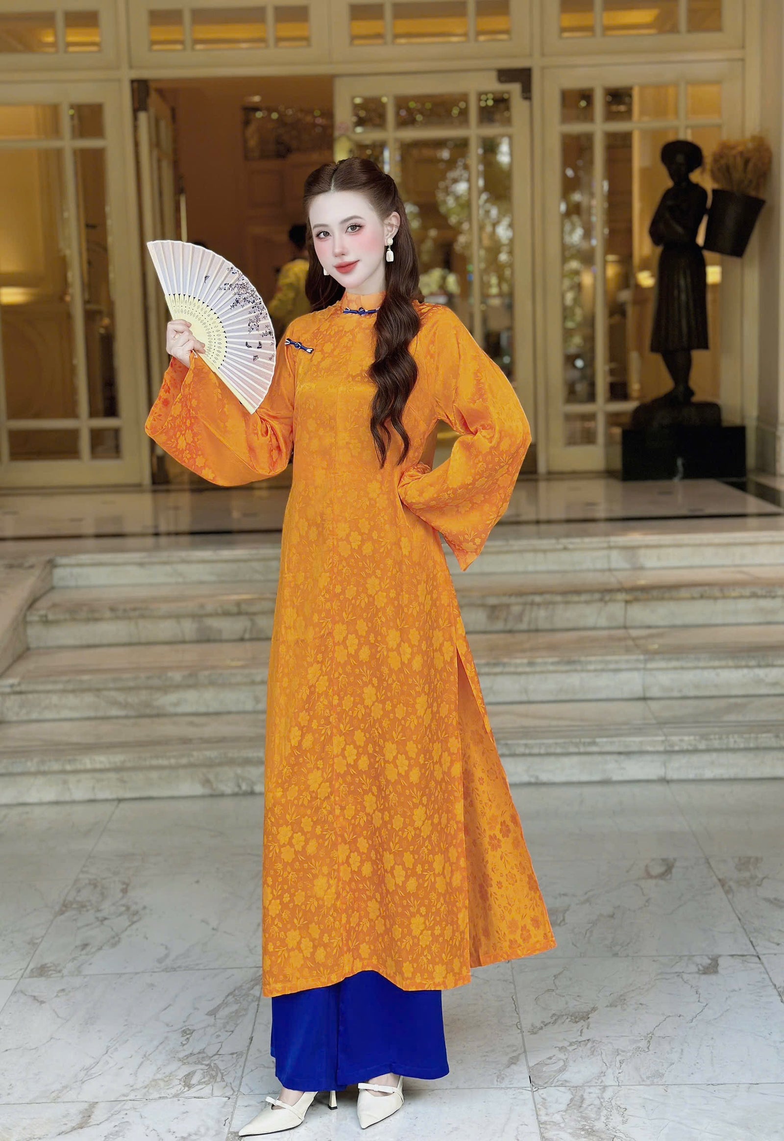 Áo Dài Gấm và Quần Lụa Lạnh