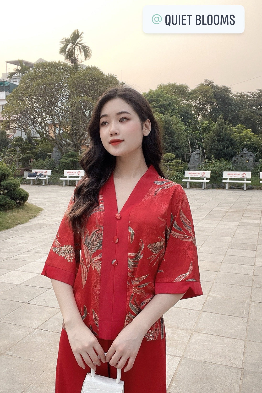 P16 - Pháp Phục 3 Nút