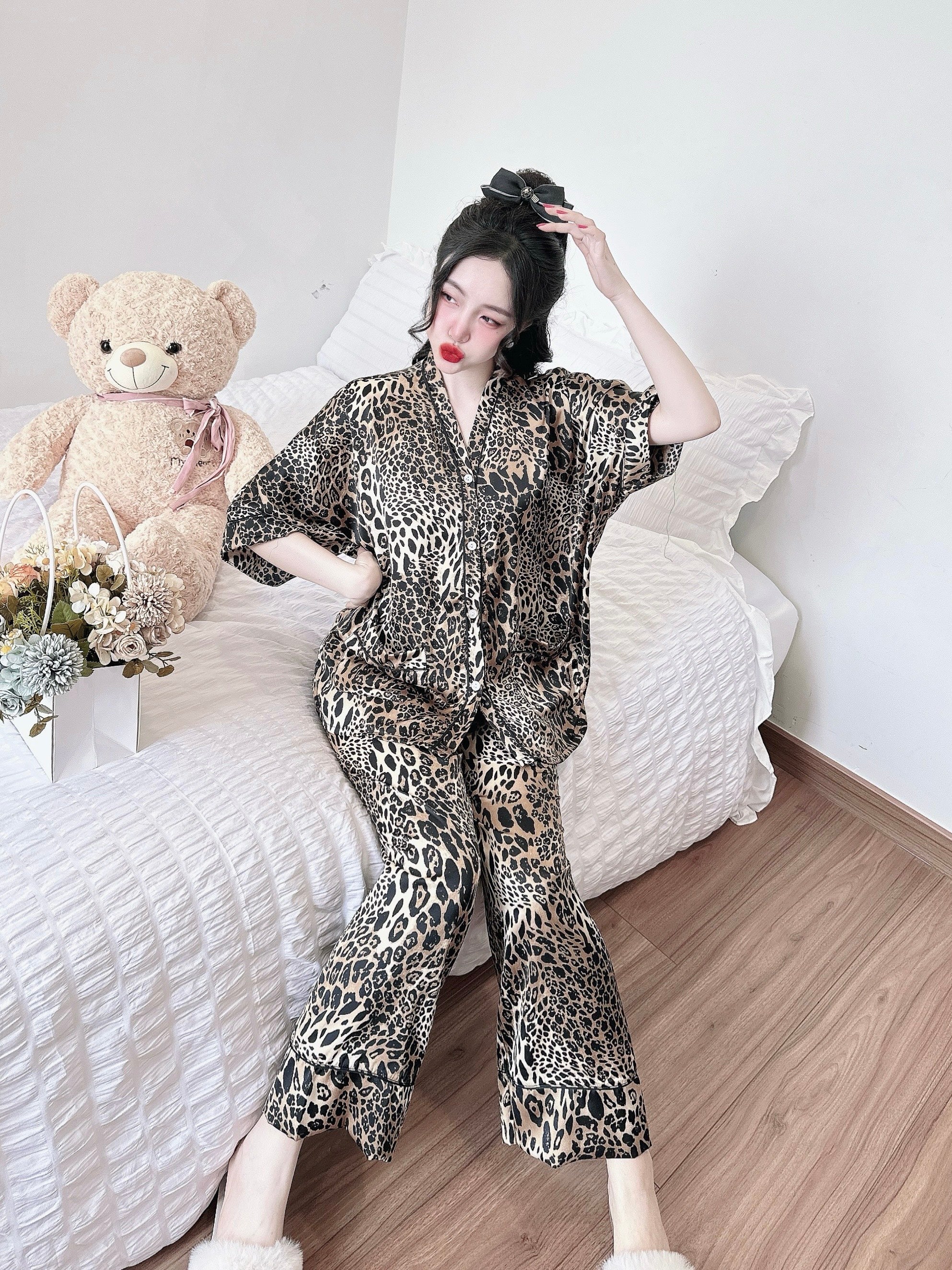 Bat Sleeves Silk Pajamas SSLP03