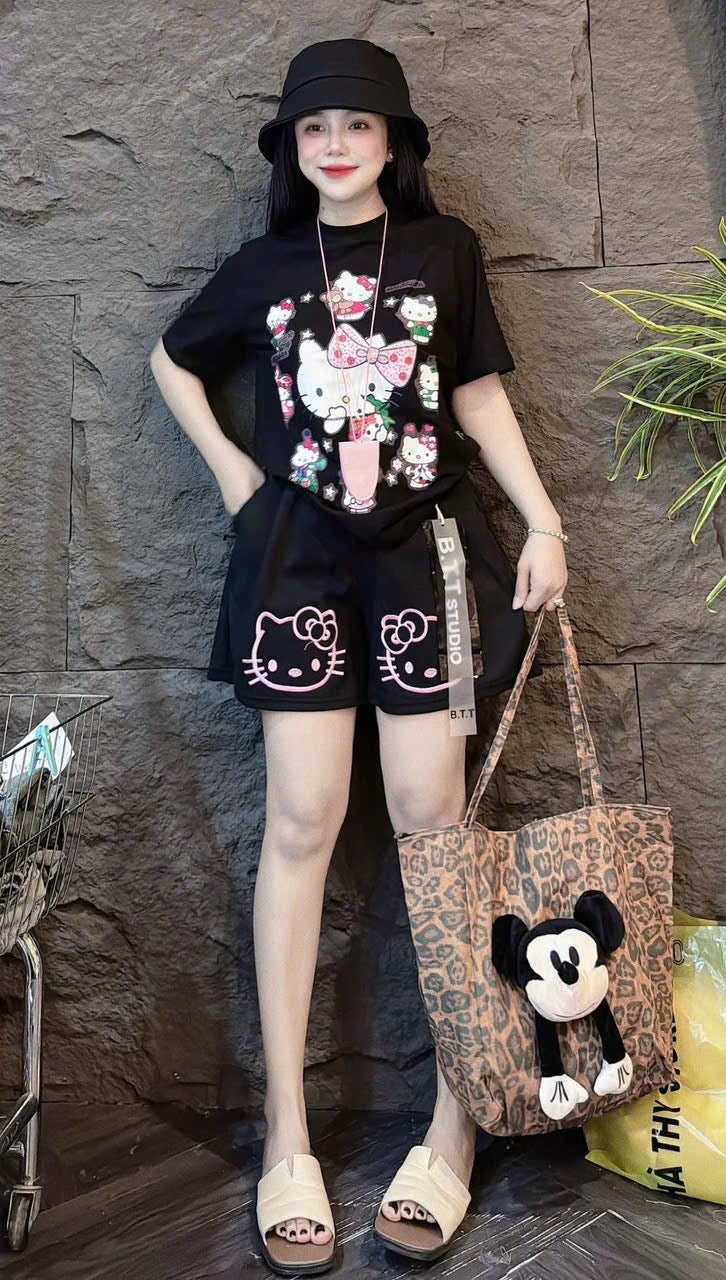 Set of 2 - Kitty Tshirt and Shorts