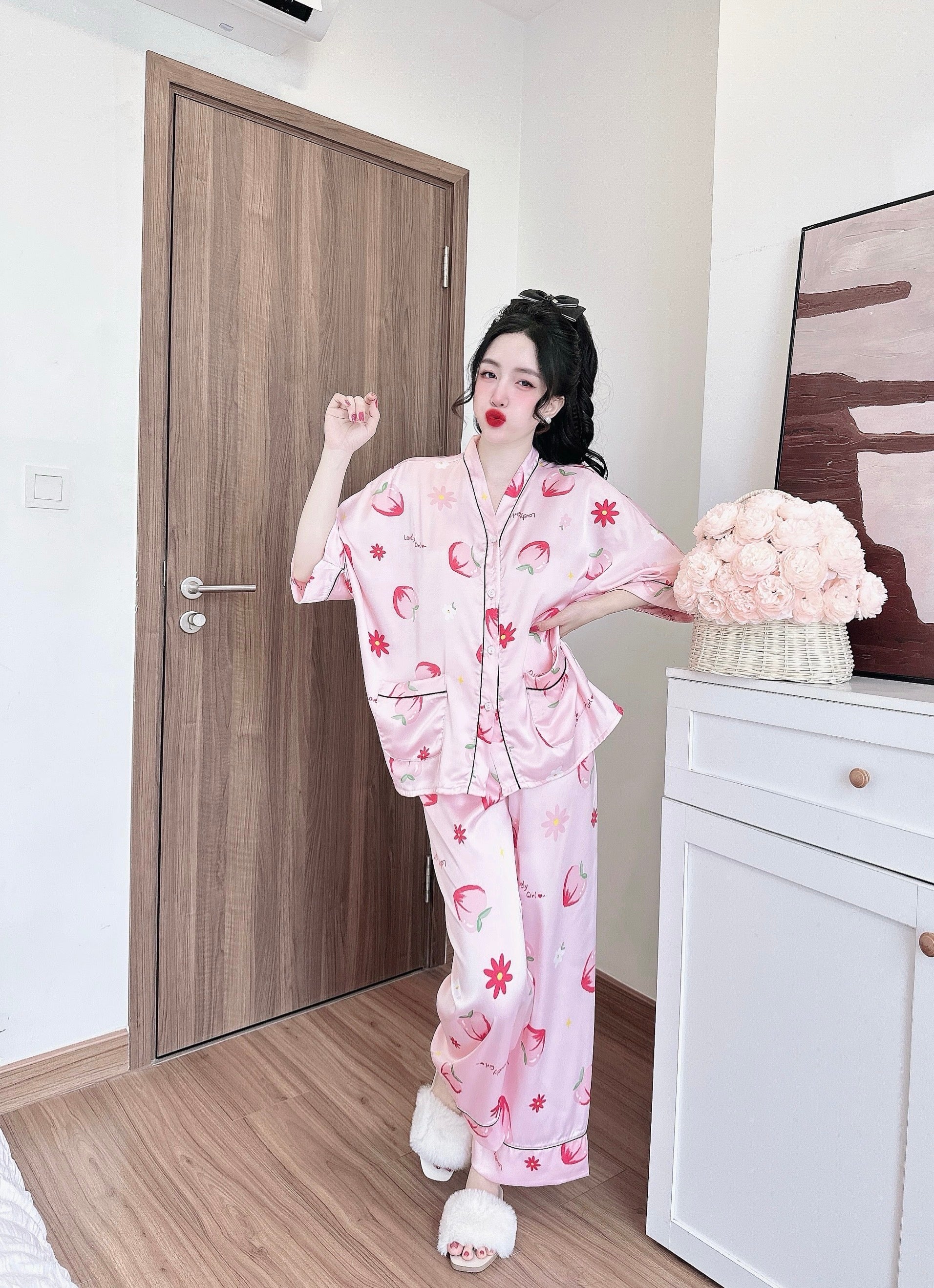 Bat Sleeves Silk Pajamas SSLP05