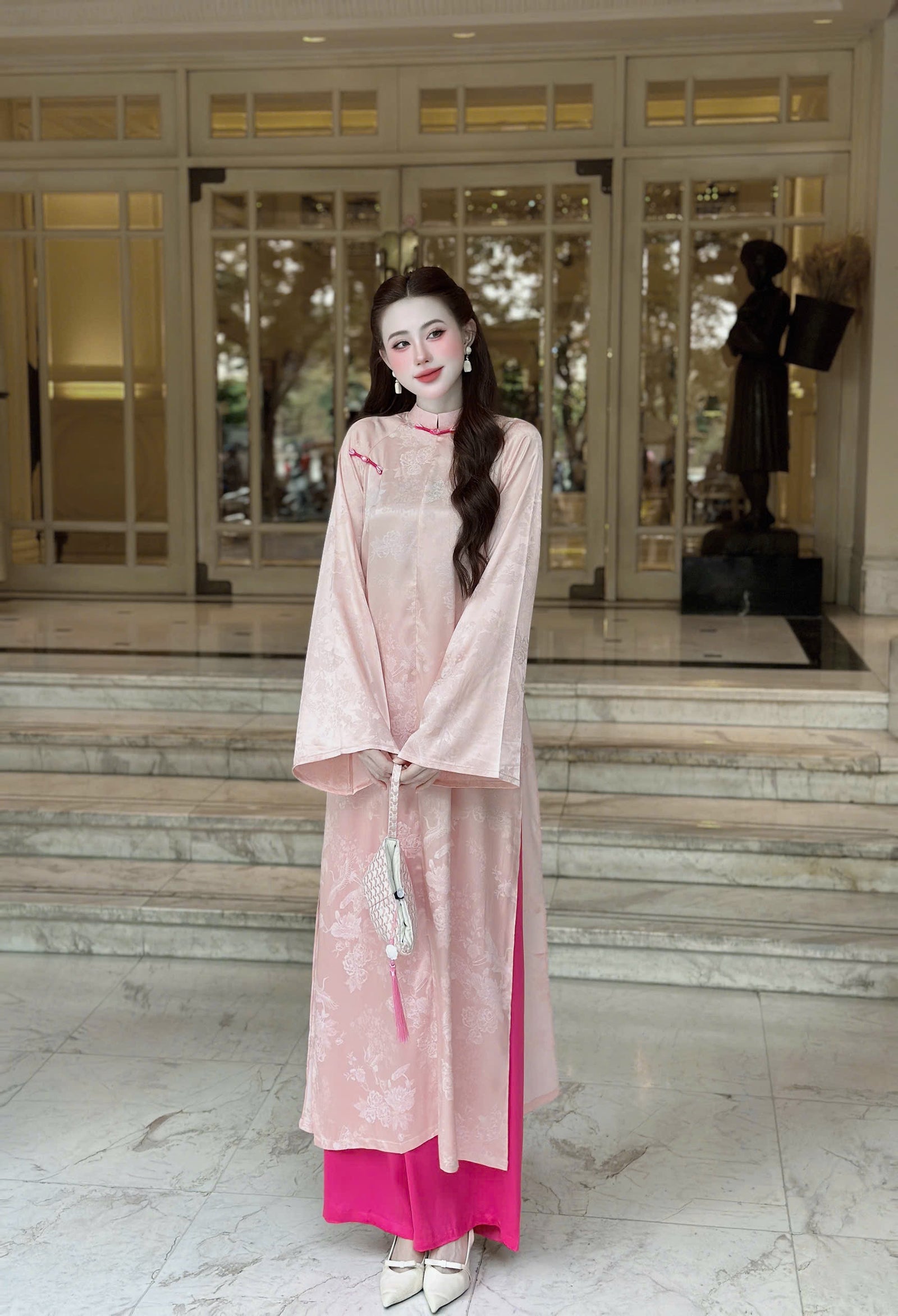 Áo Dài Gấm và Quần Lụa Lạnh