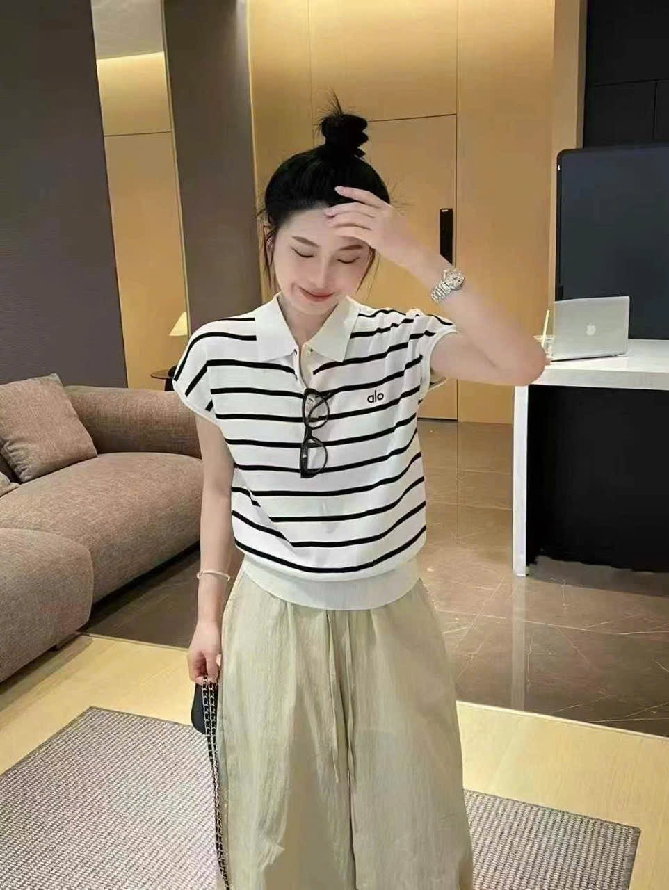 Alo Mongtogi Short Sleeved Top