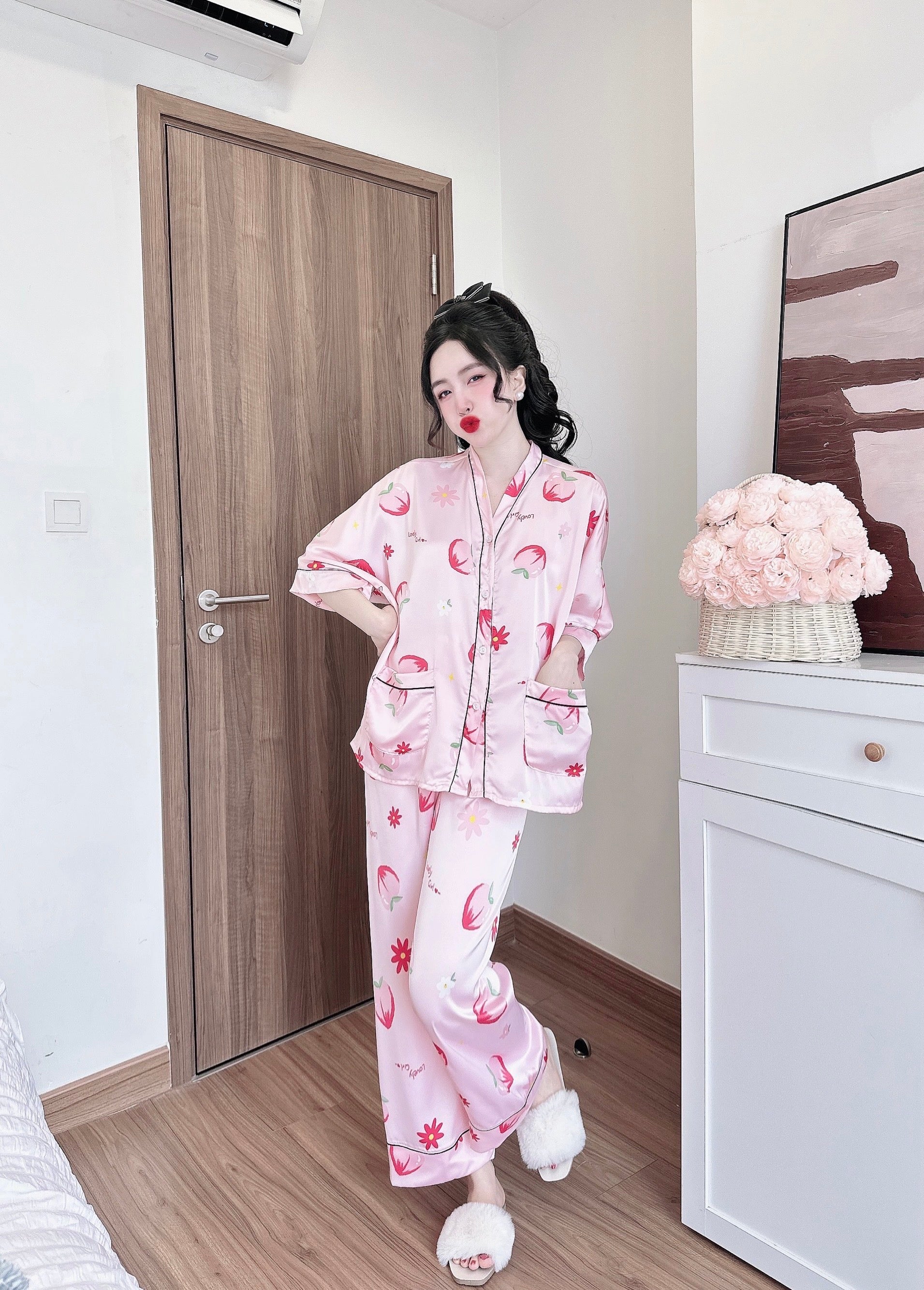 Bat Sleeves Silk Pajamas SSLP01