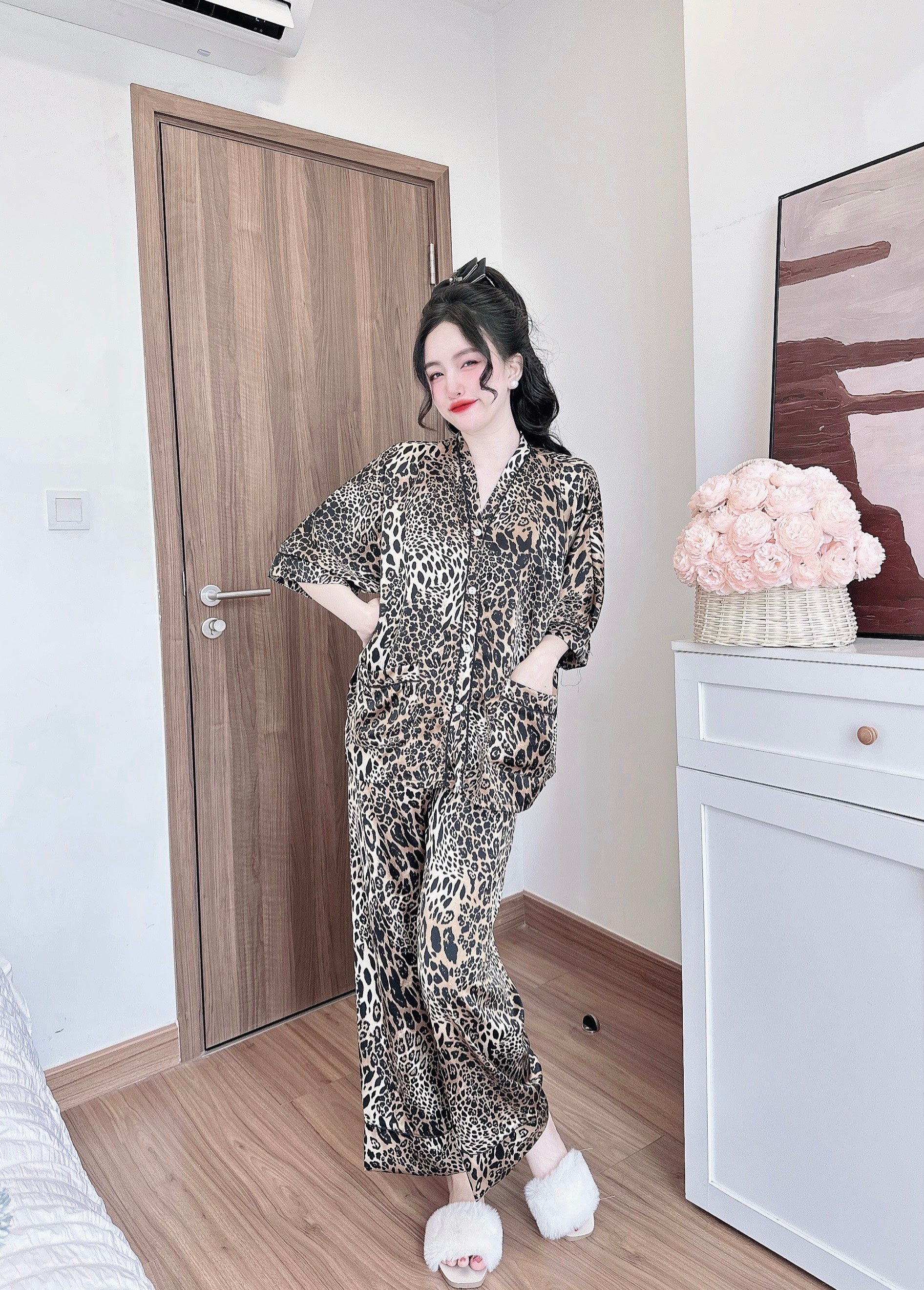 Bat Sleeves Silk Pajamas SSLP03