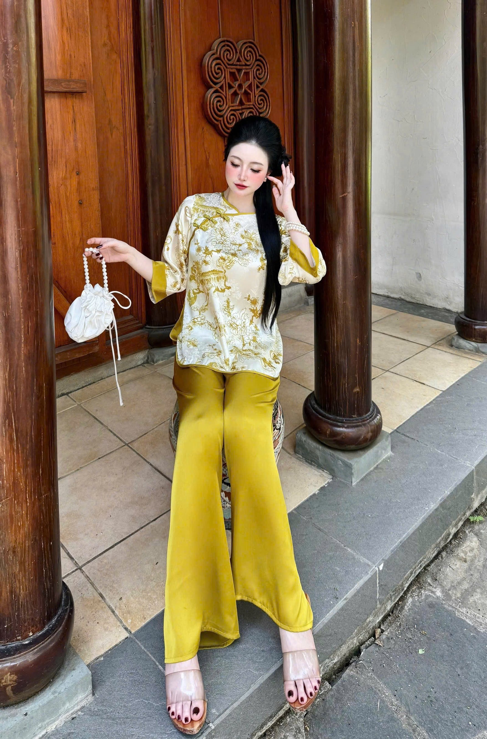 L12 Lam Áo Gấm Quần Lụa