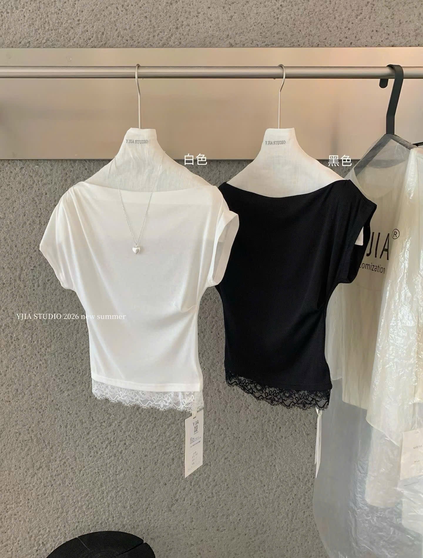 Open shoulder Top