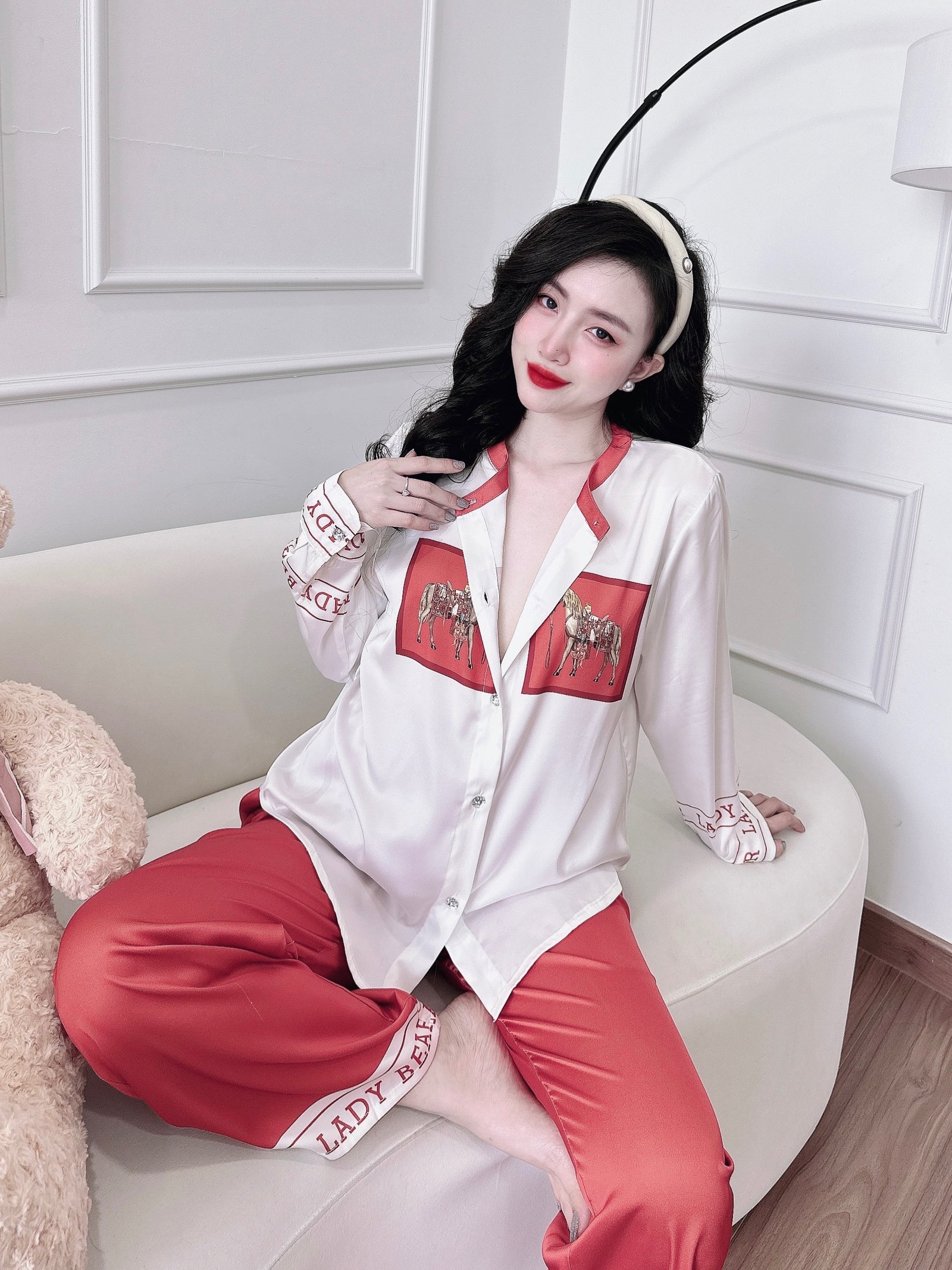 Round Neck Unique Details Premium Silk Pajamas 005