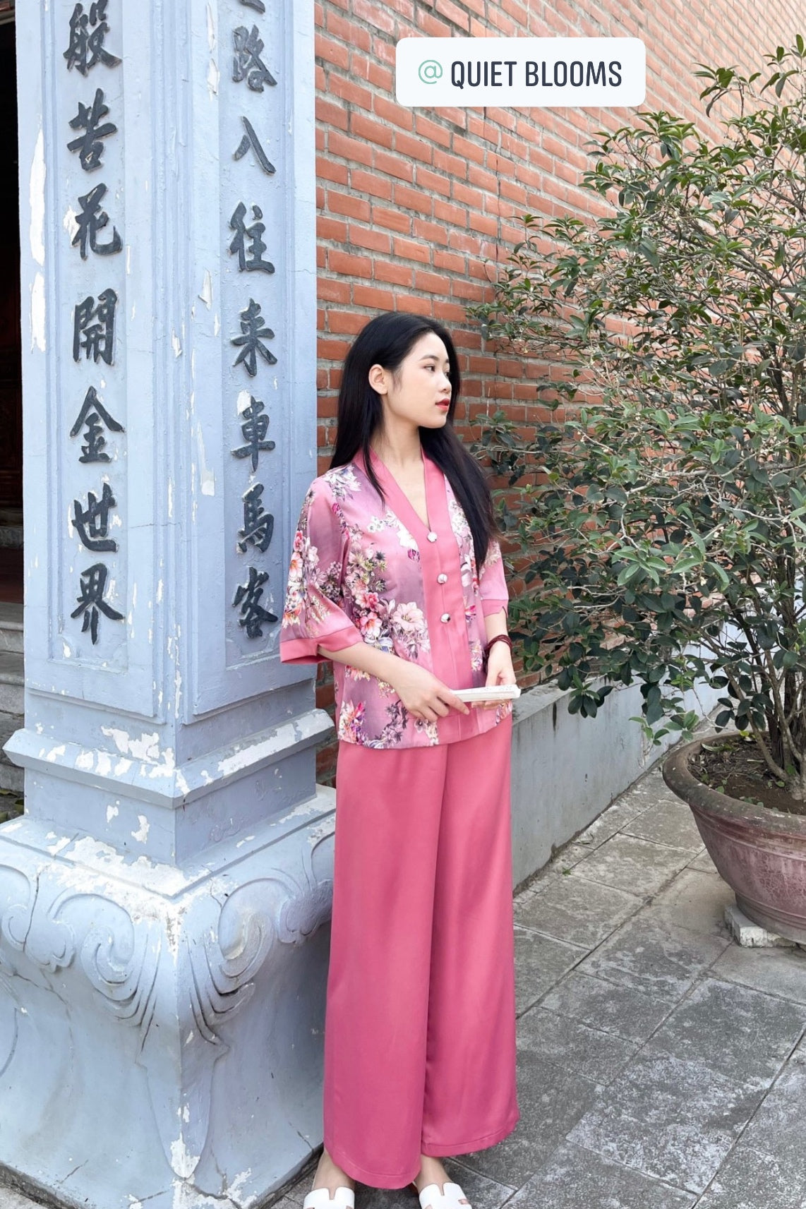 P17 - Pháp Phục 3 Nút