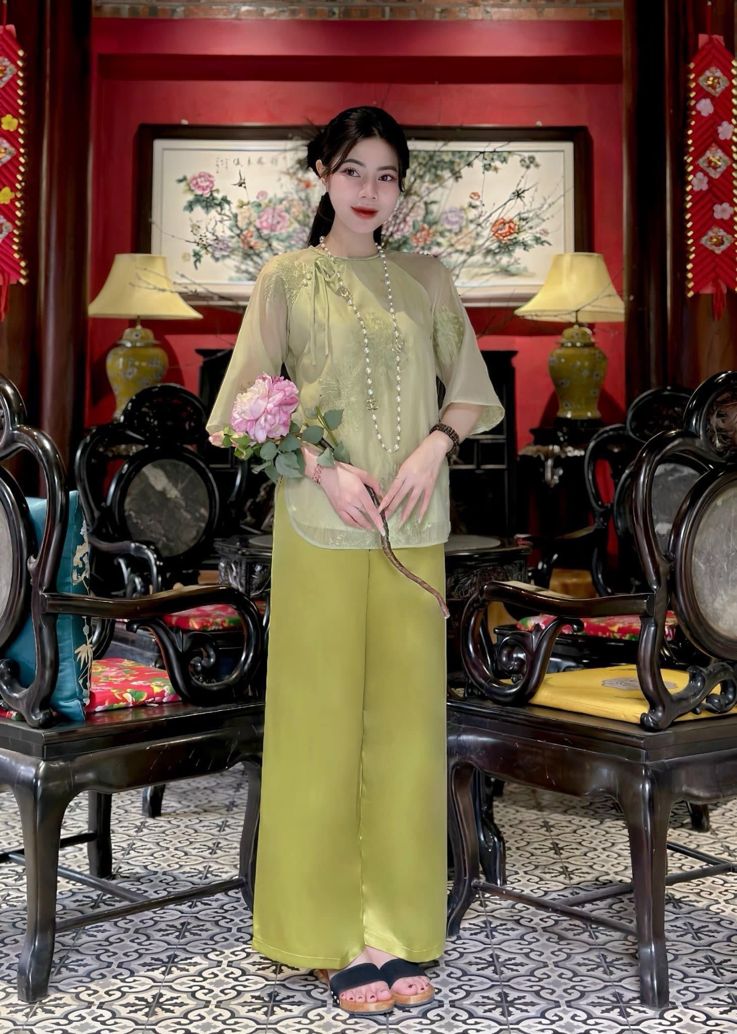 P15 - Pháp Phục Lam Voan Tơ Thêu Cao Cấp