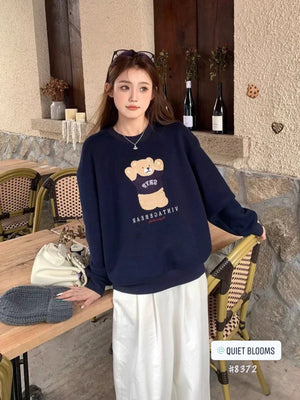 Navy Fleeced Line Sweatshirt Vintage Bear