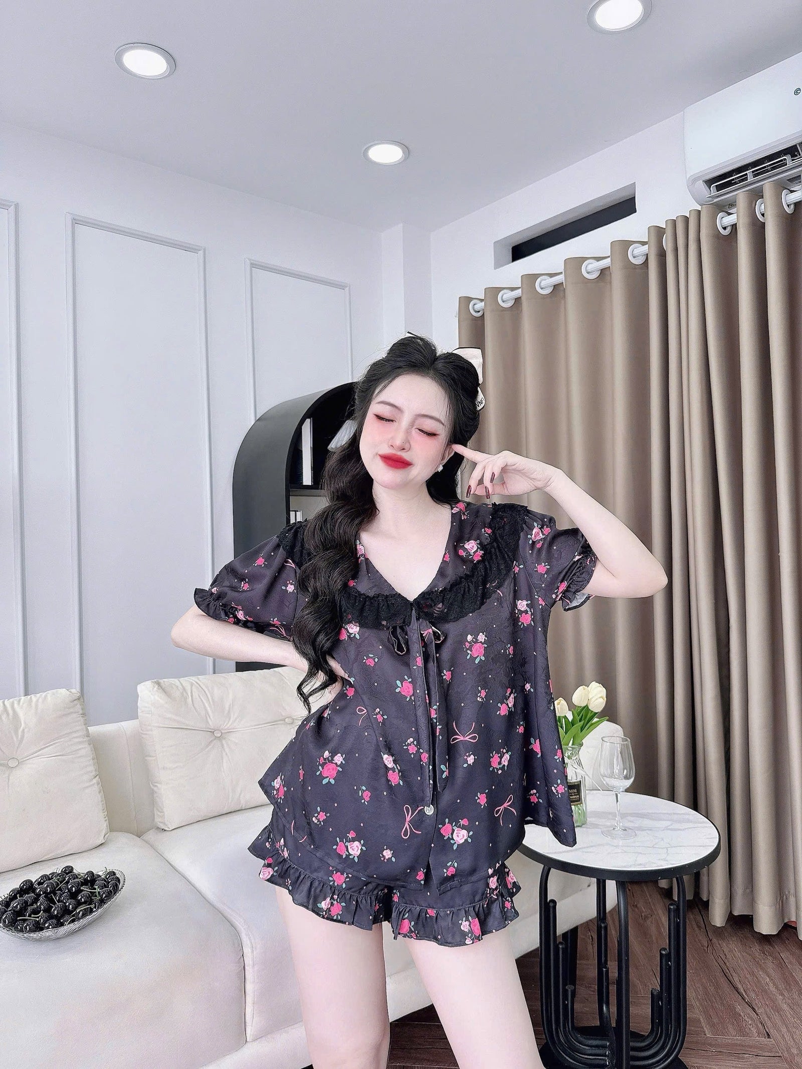 (Size M: 90-120 lbs) Cute Short Sleeved Pajama Set