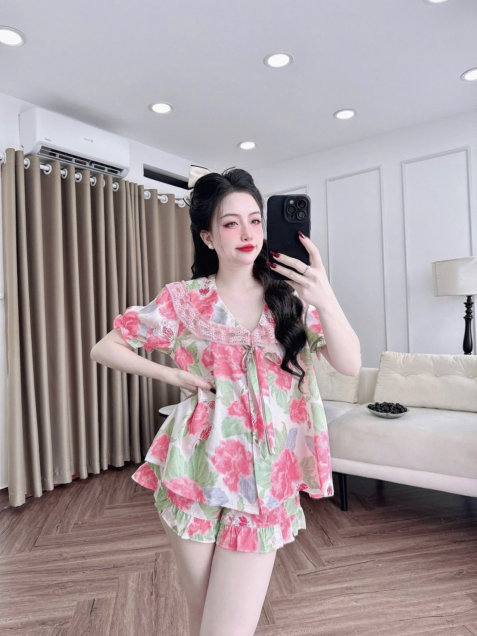 (90-120 lbs) Cute Short Sleeved Latin Silk Pajama Set